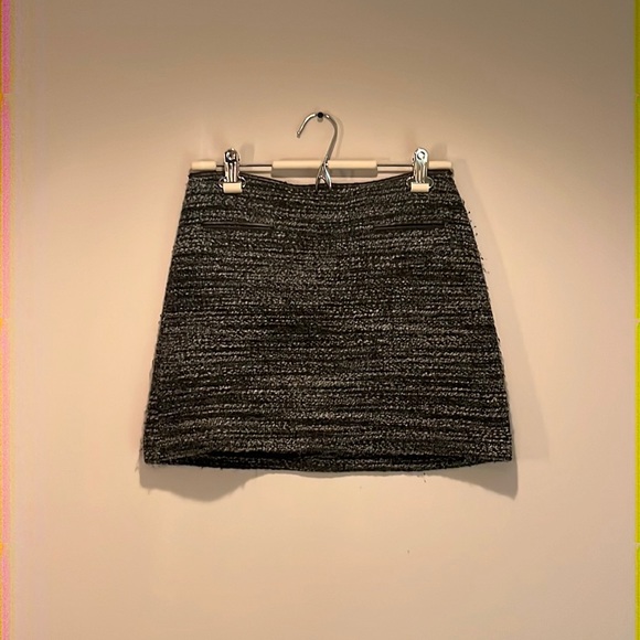 Club Monaco Tweed Mini Skirt in 4 - Picture 1 of 4
